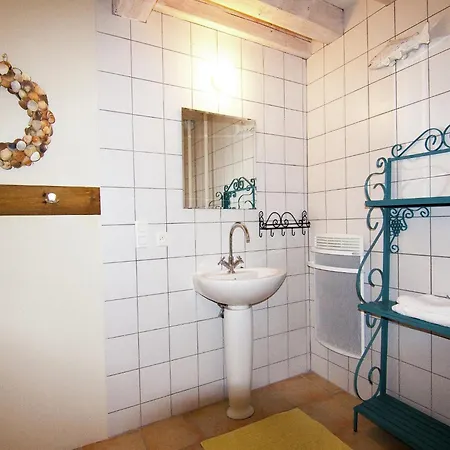 Cottage In Austria With Terrace Views, Cleaning Included Roussines