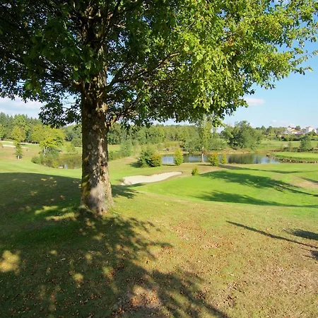 Disabled-accessible With Heated Pool, Cleaning Included Holiday home